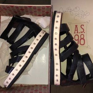 Never worn A.S. 98 petty sandals in Nero Nero Osso